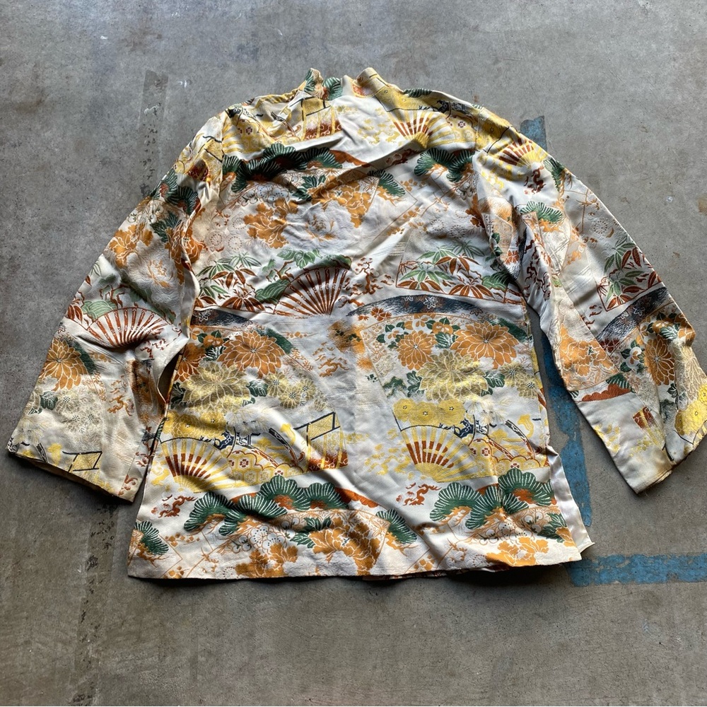 Vintage 1940s Japanese Silk Brocade Flare Jacket  40s Lucky Gold - Picture 2 of 8